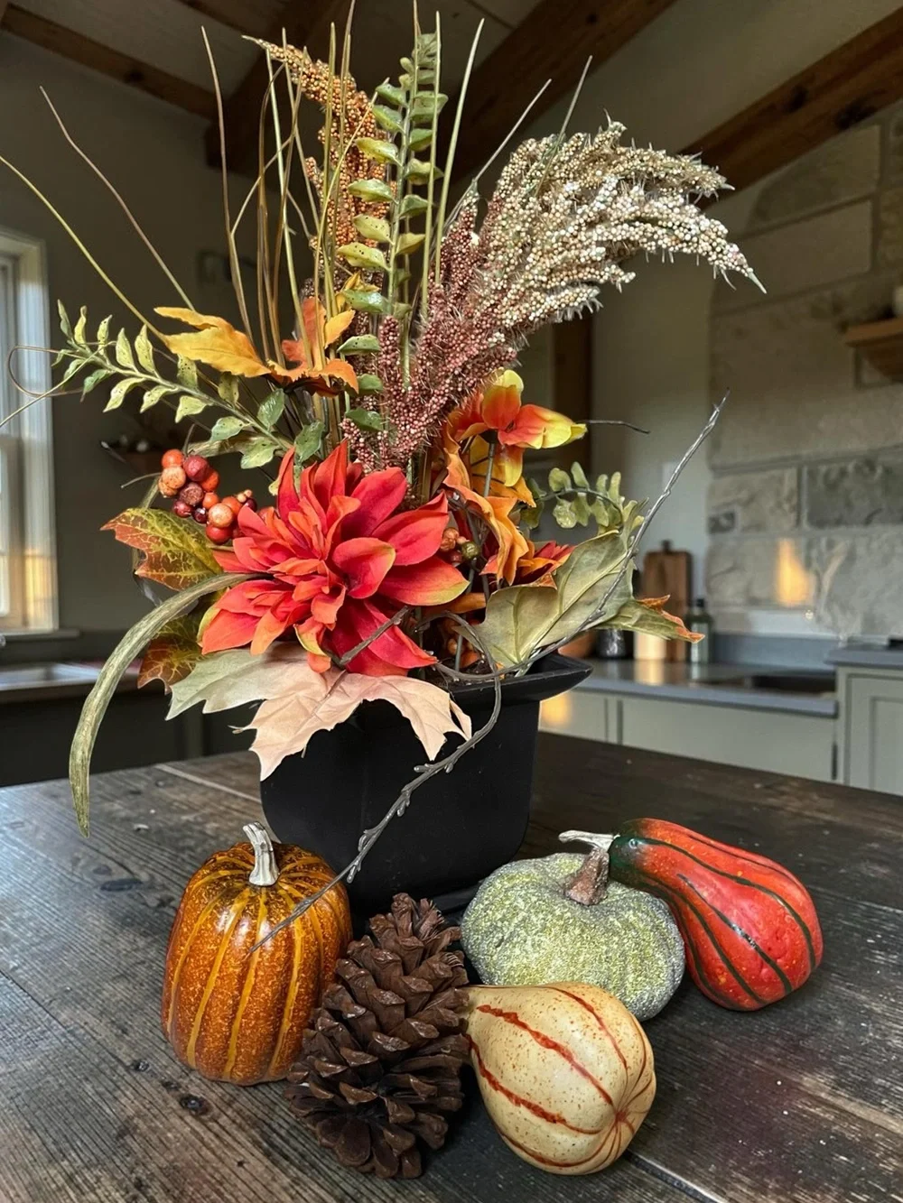 Beautiful Fall Harvest Floral Arrangement – Complete Display